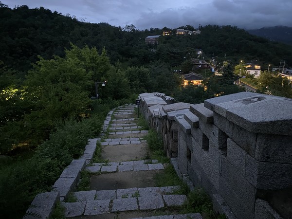 The Fortress Wall of Seoul; PHOTOGRAPHED BY KIM SHIN-YOUNG